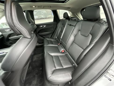 Certified 2023 Volvo XC60 B5 Core w/ Climate Package image 23