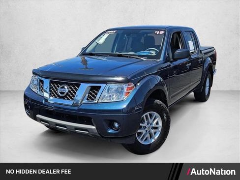 Used 2019 Nissan Frontier SV AWD/4WD image 1