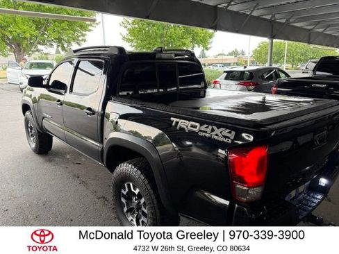 Used 2016 Toyota Tacoma TRD Off-Road AWD/4WD image 13