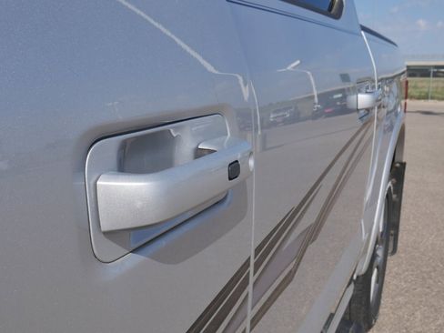 Used 2015 Ford F150 Lariat image 14