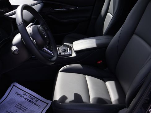 Certified 2025 MAZDA CX-30 AWD 2.5 S w/ Select Sport Pkg image 38