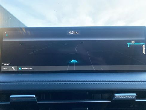 Used 2024 Genesis GV70 2.5T Sport Prestige w/ Sport Prestige Package image 9