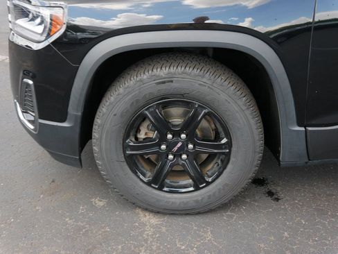Used 2023 GMC Acadia AT4 w/ Technology Package AWD/4WD image 8