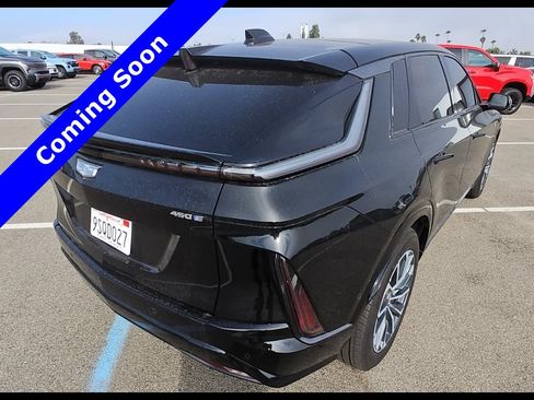 Used 2024 Cadillac Lyriq Sport RWD image 17