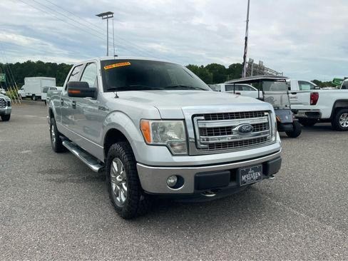 Used 2014 Ford F150 XLT w/ XLT Chrome Package AWD/4WD image 3