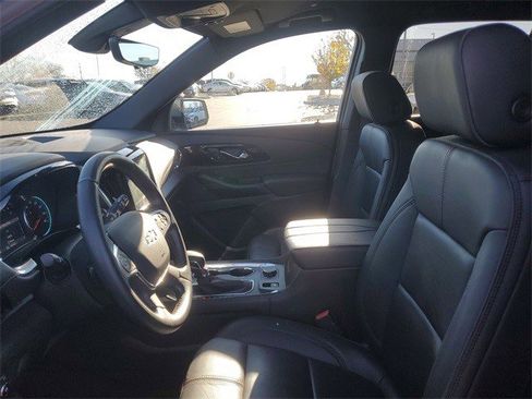 Certified 2023 Chevrolet Traverse RS image 18