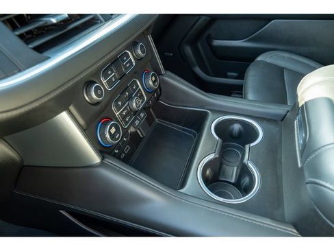 Used 2023 Chevrolet Suburban Z71 AWD/4WD image 25