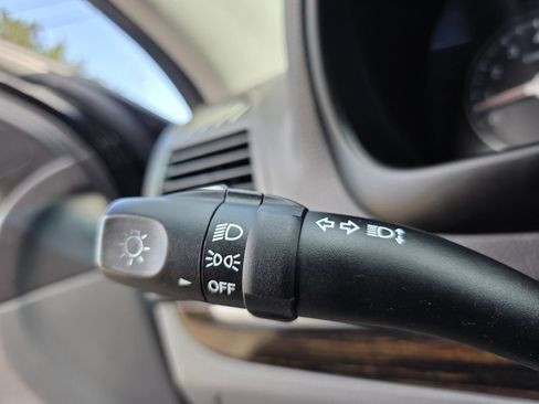 Used 2011 Hyundai Santa Fe GLS AWD/4WD image 30