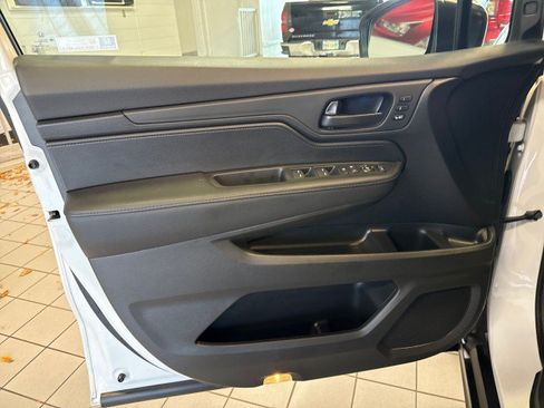Used 2026 Honda Odyssey EX-L image 14