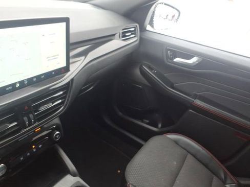 Certified 2023 Ford Escape ST-Line w/ Tech Pack #1 image 25