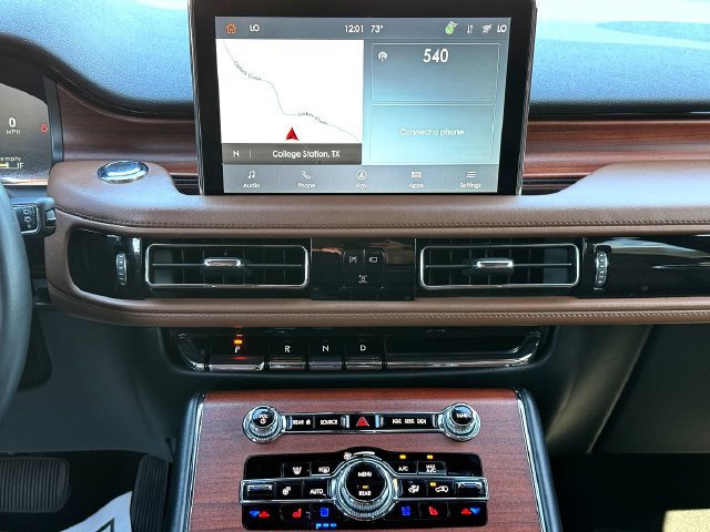 Used 2023 Lincoln Aviator Reserve w/ Equipment Group 201A RWD image 28