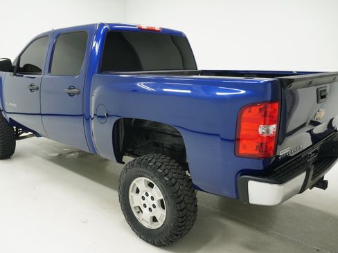 Used 2013 Chevrolet Silverado 1500 LT w/ All-Star Edition AWD/4WD image 5
