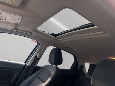 Used 2022 Ford EcoSport SE AWD/4WD image 3