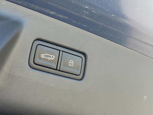 Used 2025 Hyundai Santa Fe Calligraphy AWD/4WD image 19