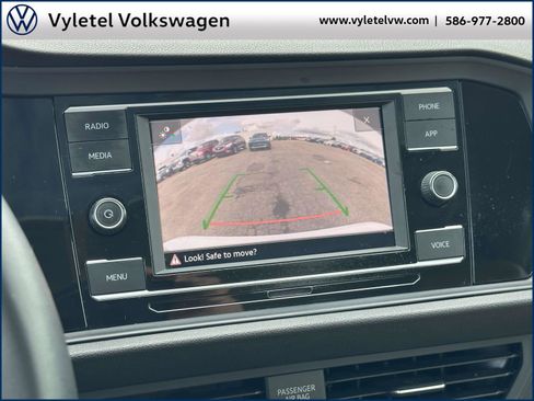 Used 2020 Volkswagen Jetta SE w/ SE Cold Weather Package image 25
