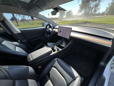 Used 2020 Tesla Model 3 Long Range AWD/4WD image 30
