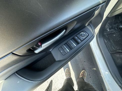 New 2026 Toyota Grand Highlander XLE image 17