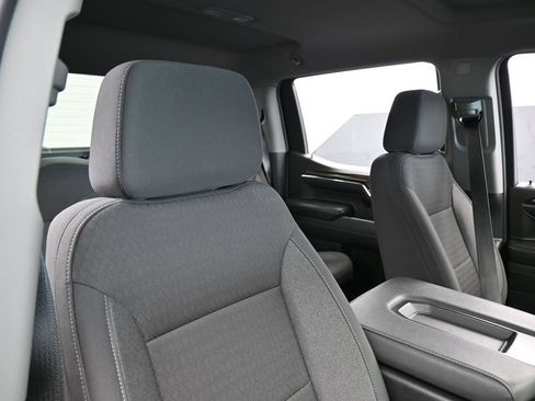 Used 2024 Chevrolet Silverado 1500 LT RWD image 39