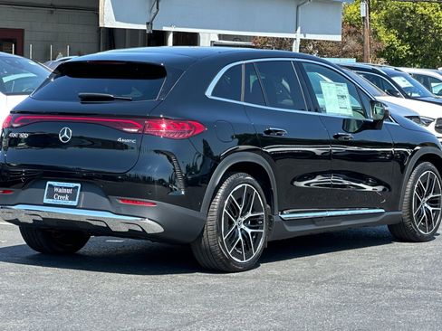 New 2026 Mercedes-Benz EQE 320 4MATIC SUV image 9