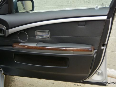 Used 2008 BMW 750Li RWD image 8