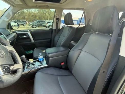 Used 2020 Toyota 4Runner SR5 Premium w/ Moonroof Package image 3