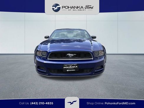 Used 2014 Ford Mustang Coupe RWD image 3