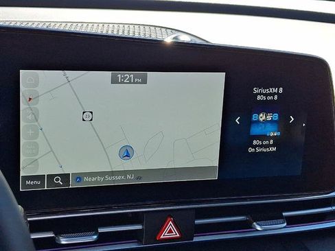 Certified 2024 Hyundai Elantra Limited FWD image 14