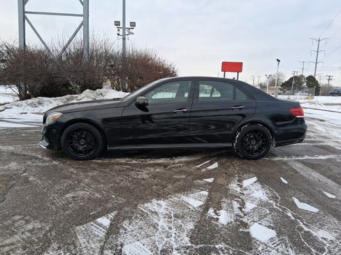 Used 2014 Mercedes-Benz E 350 4MATIC Sedan image 4