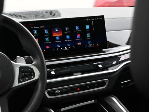 Certified 2024 BMW X6 xDrive40i w/ Premium Package image 23