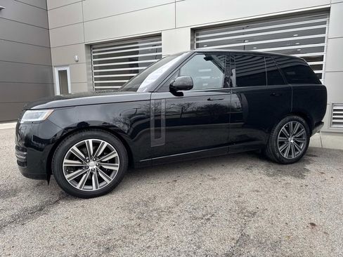 Certified 2023 Land Rover Range Rover SE AWD/4WD image 3