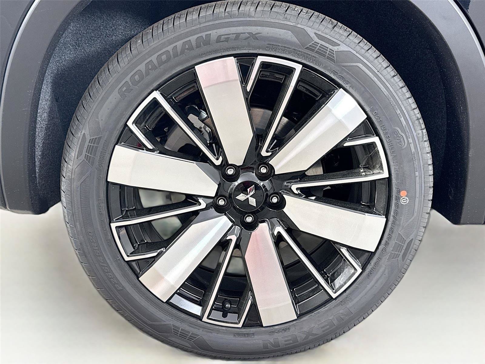 New 2026 Mitsubishi Outlander SE AWD/4WD image 35