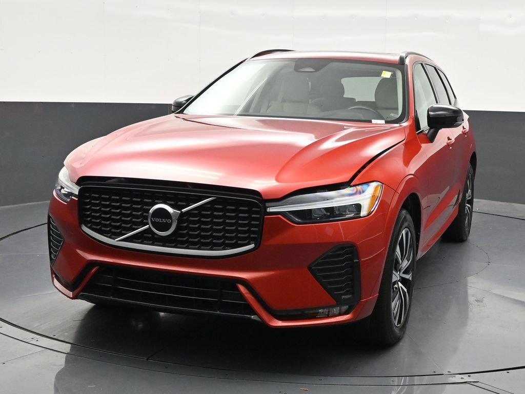 Certified 2024 Volvo XC60 B5 Core AWD/4WD image 9