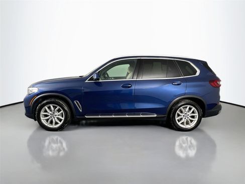 Used 2021 BMW X5 xDrive40i w/ Premium Package image 3