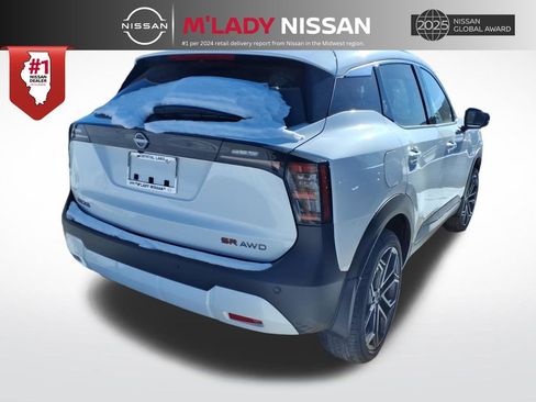 New 2026 Nissan Kicks SR w/ Cold Weather Package image 7