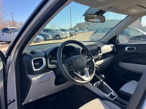 New 2026 Hyundai Venue SEL image 21
