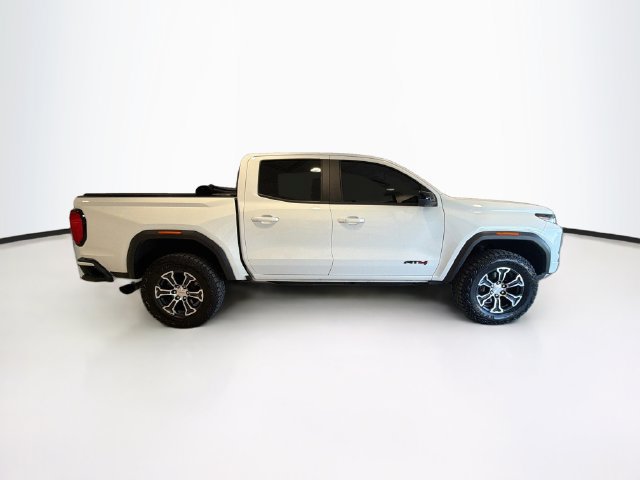 Used 2024 GMC Canyon AT4 w/ Technology Package AWD/4WD image 8