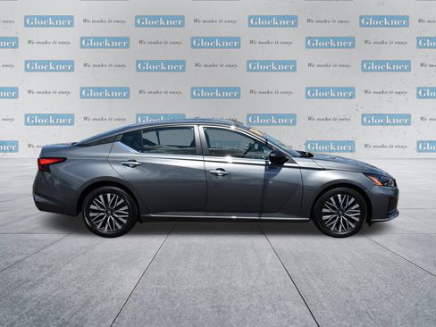 Used 2024 Nissan Altima 2.5 SV FWD image 4