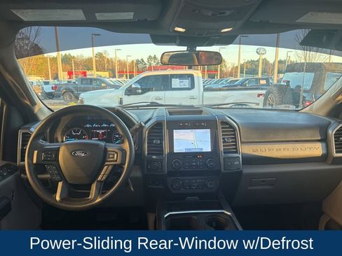 Used 2022 Ford F250 XLT w/ XLT Premium Package image 16