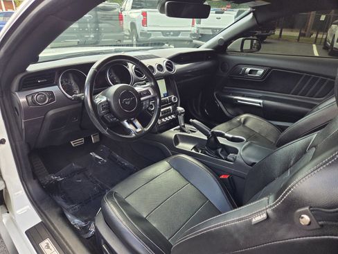 Used 2020 Ford Mustang GT Premium RWD image 11