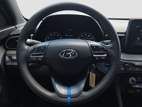 Used 2019 Hyundai Veloster 2.0 FWD image 8