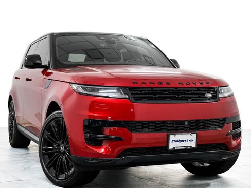Used 2024 Land Rover Range Rover Sport SE AWD/4WD image 3