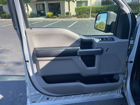 Used 2015 Ford F150 XLT w/ Equipment Group 301A Mid image 21