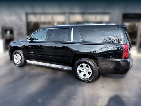 Used 2015 Chevrolet Suburban LTZ image 3