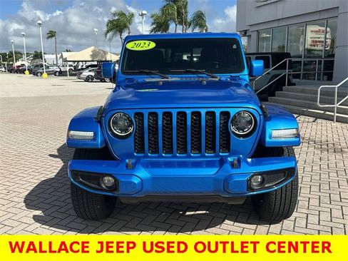 Used 2023 Jeep Gladiator Overland image 3