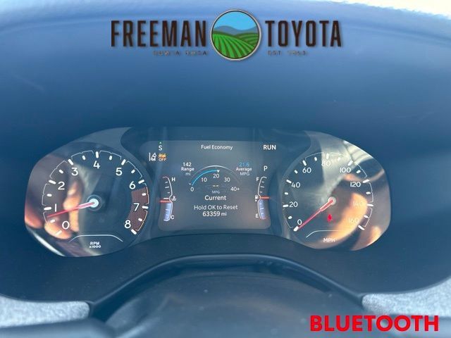 Used 2024 Jeep Compass Latitude AWD/4WD image 8