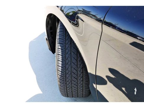 Used 2025 Toyota Camry SE image 28