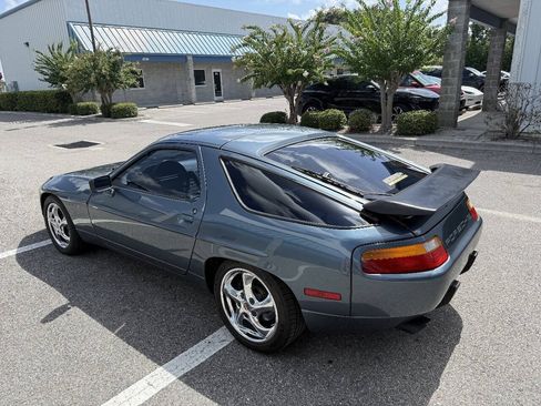 Used 1988 Porsche 928 S4 RWD image 5