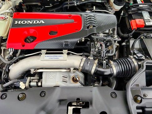 Used 2018 Honda Civic Type R image 26