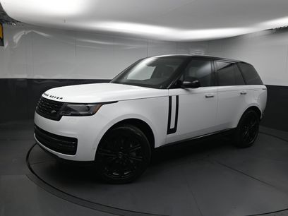 New 2025 Land Rover Range Rover SE