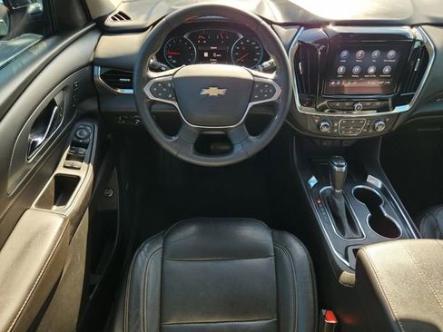 Used 2020 Chevrolet Traverse Premier image 17